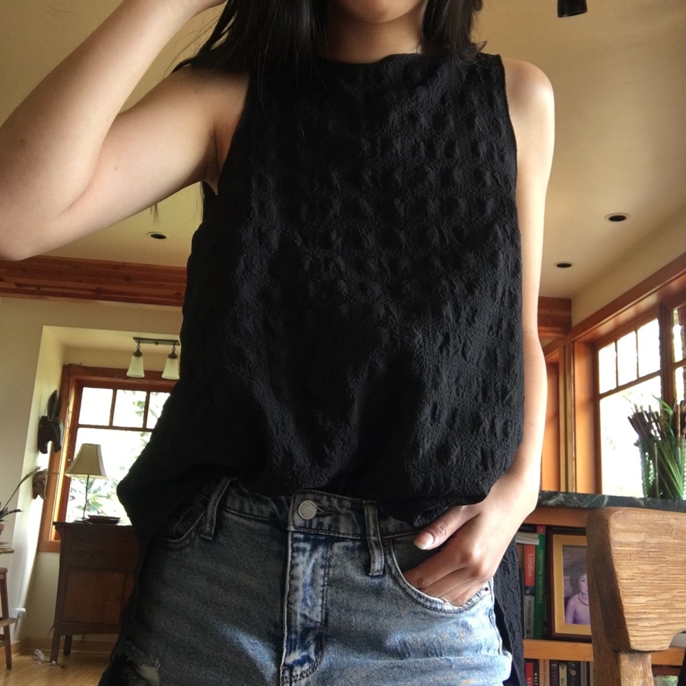 COURTNEY WASHINGTON Textured Tunic